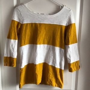 3/4 length sleeve shirt